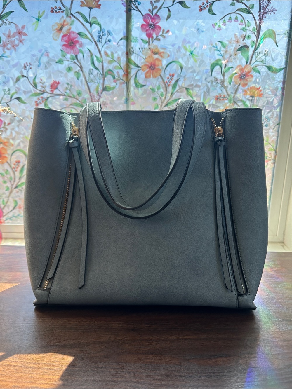 Boutique luxe soft leather tote, rare find blue gray, gold hardware